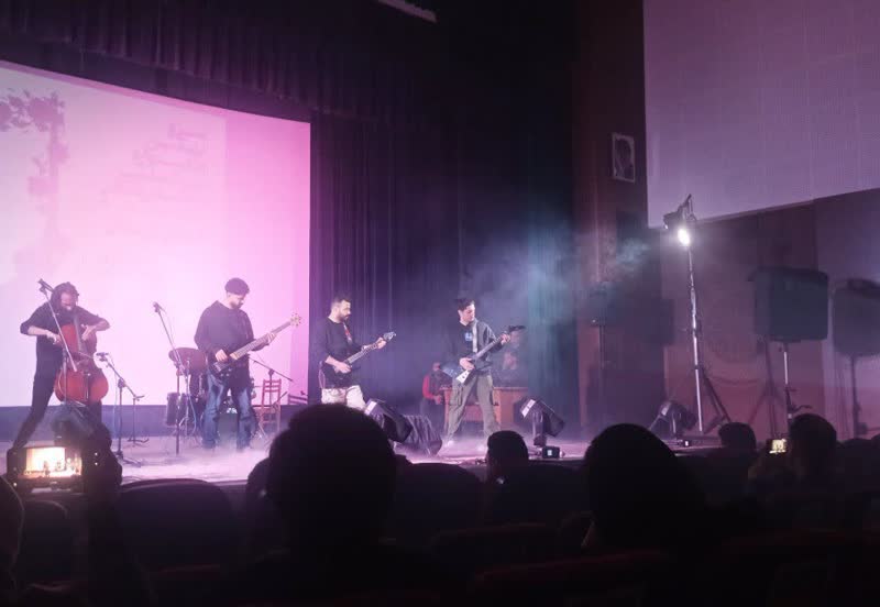 موسیقی تلفیقی گروه لاوک اجرای دومین  شب، سی و نهمین جشنواره موسیقی فجر در استان